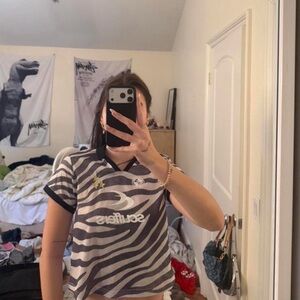 Scuffers Zebra Top